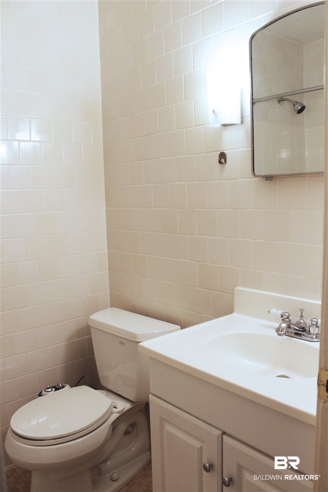 120 Glen Oaks Road Mobile, AL 36608 - Photo 8 of 16