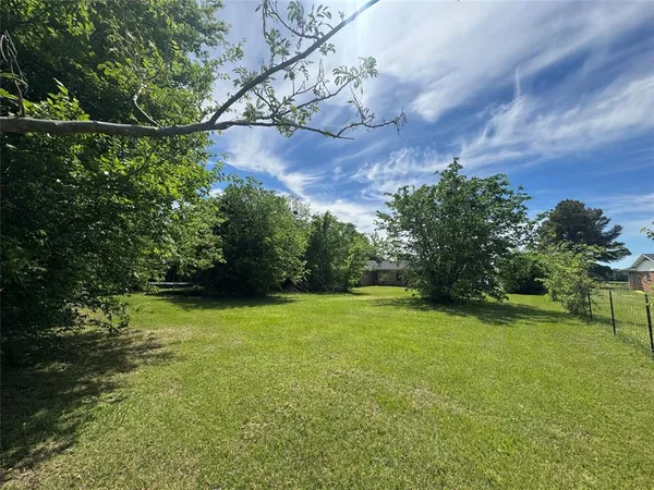 $330,000 | 10344 County Road 2404, Tool, TX 75143