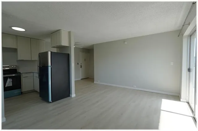 $2,900 | 509 University Avenue, Unit 1004, Honolulu, HI 96826