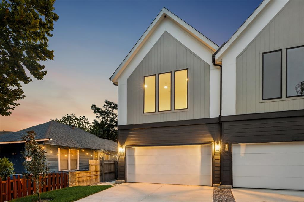 5633 East Side Avenue Dallas, TX 75214 - Photo 18 of 18 a front view of a house with a yard