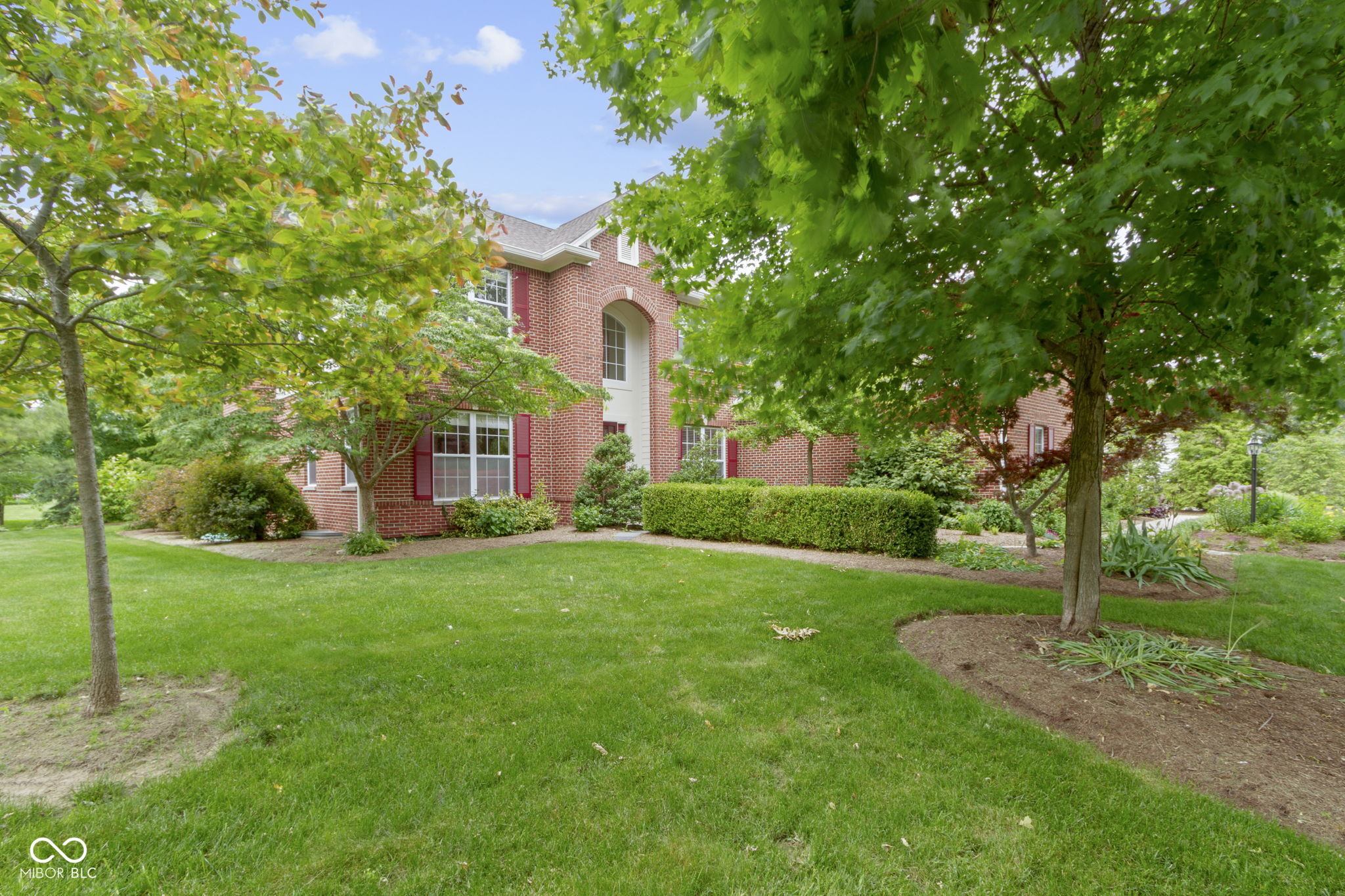 8216 Stones Ferry Road Indianapolis, IN 46278 - Photo 5 of 75 Gallery Image 5