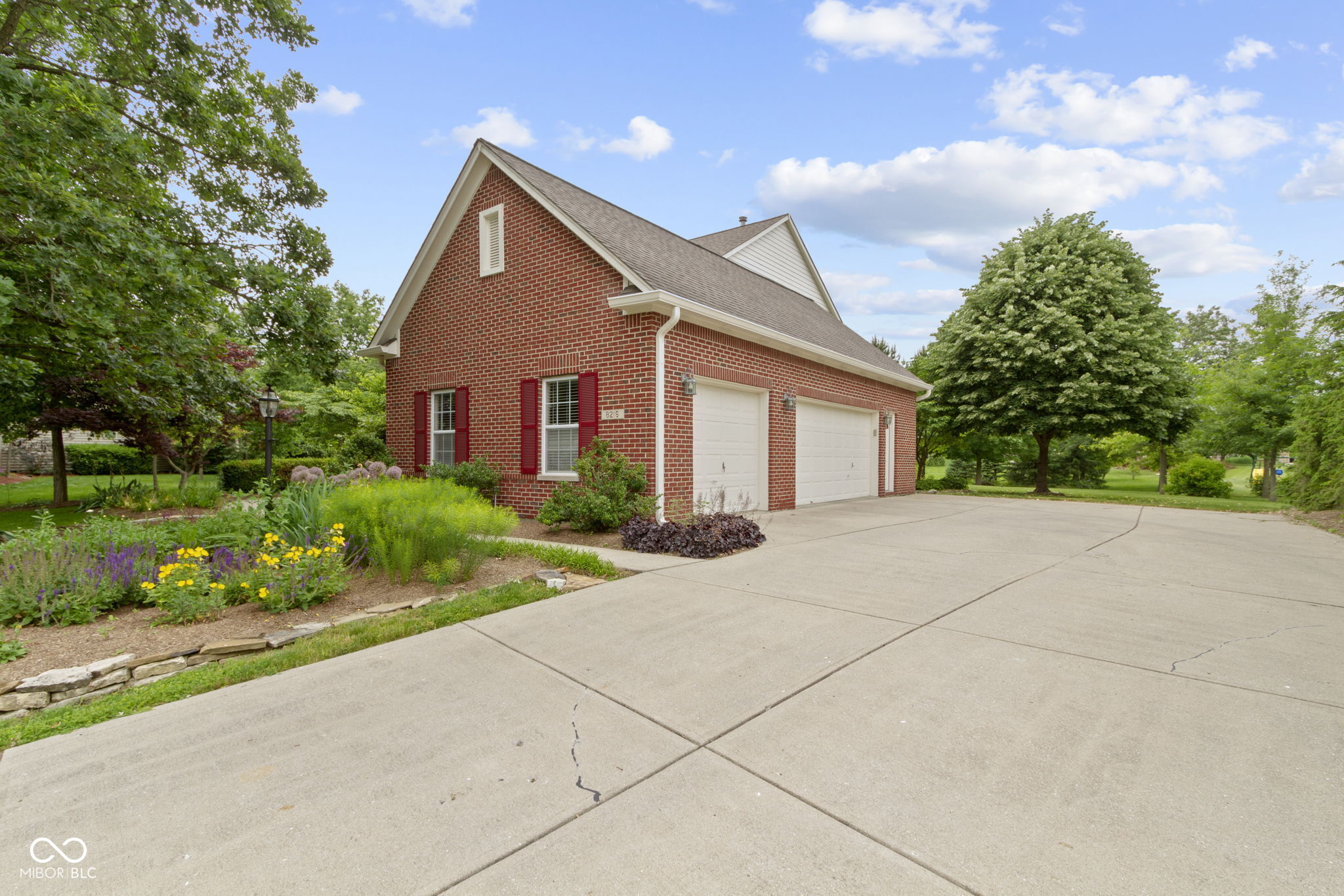 8216 Stones Ferry Road Indianapolis, IN 46278 - Photo 8 of 75 Gallery Image 8