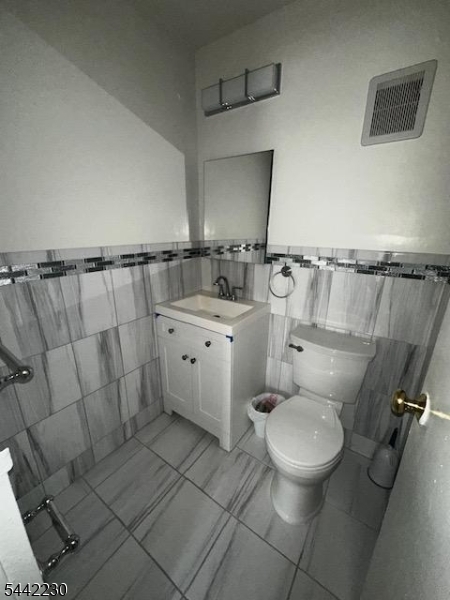 77 Prospect Avenue, Unit C Hackensack, NJ 07601 - Photo 12 of 23