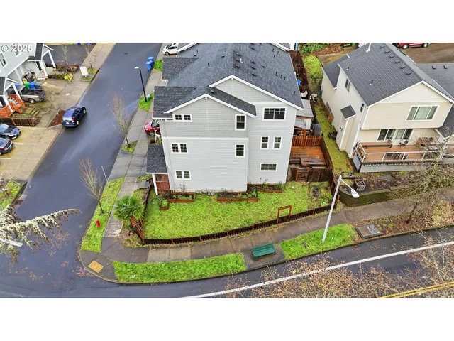 a view of a house with a park