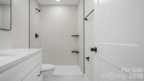 $325,000 | 2513 Westgrove Drive, Charlotte, NC 28208