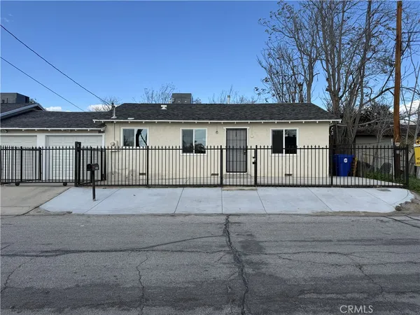 $2,350 | 26474 Temple Street, Highland, CA 92346