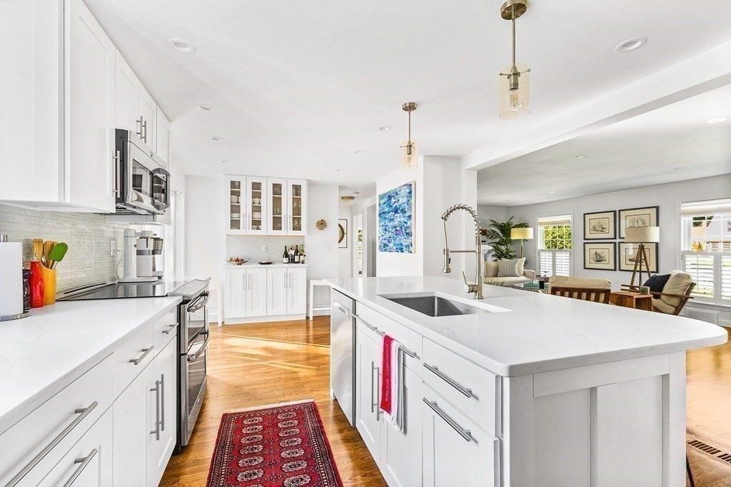 108 Lawson Road Scituate, MA 02066 - Photo 16 of 38 Gallery Image 16