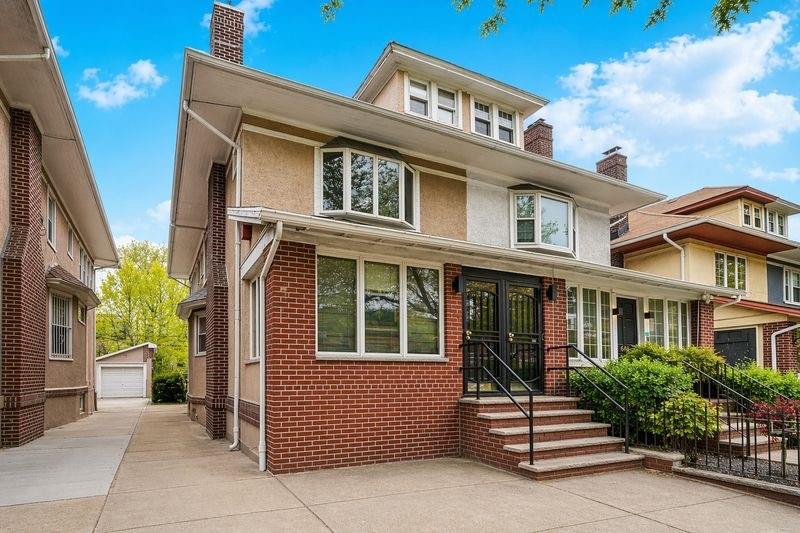 648 Bay Ridge Parkway Brooklyn, NY 11209 - Photo 2 of 31