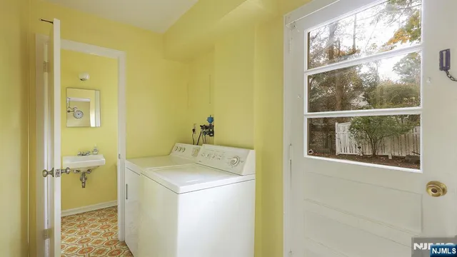 $799,000 | 37 Filmore Avenue, Livingston, NJ 07039