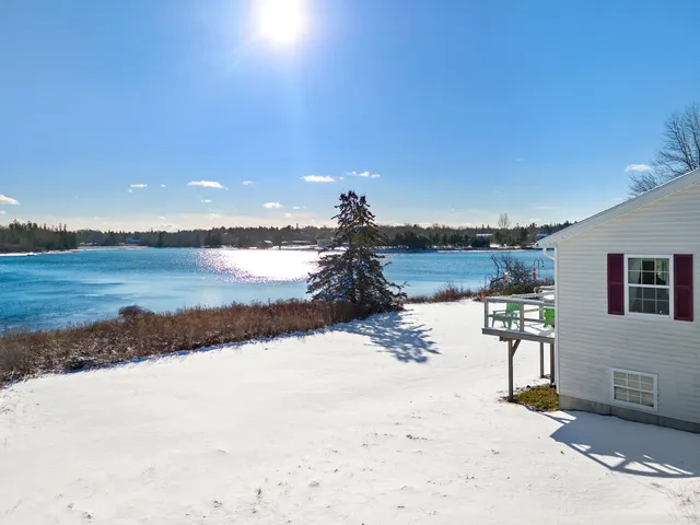 $689,000 | 34 School Street, St. George, ME 04860