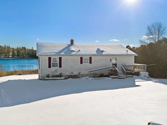 $689,000 | 34 School Street, St. George, ME 04860