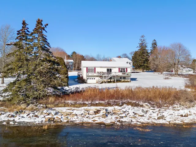$689,000 | 34 School Street, St. George, ME 04860