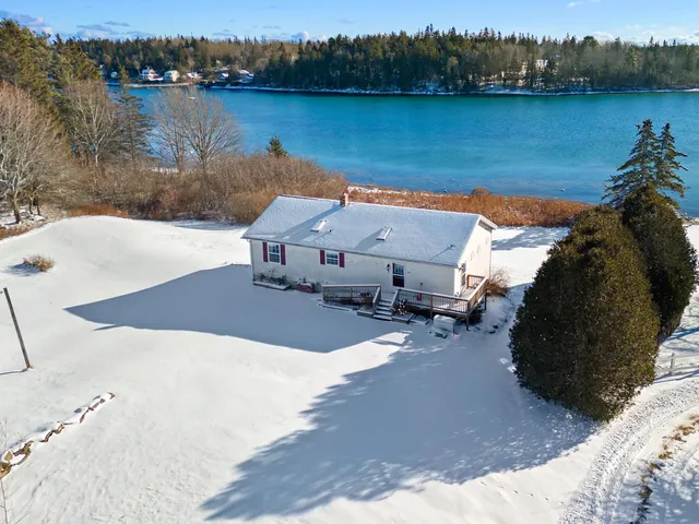 $689,000 | 34 School Street, St. George, ME 04860