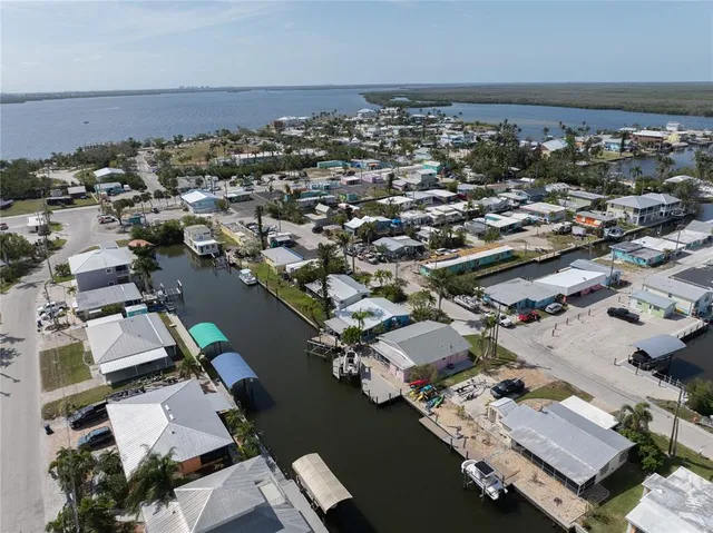 a view of a parking space