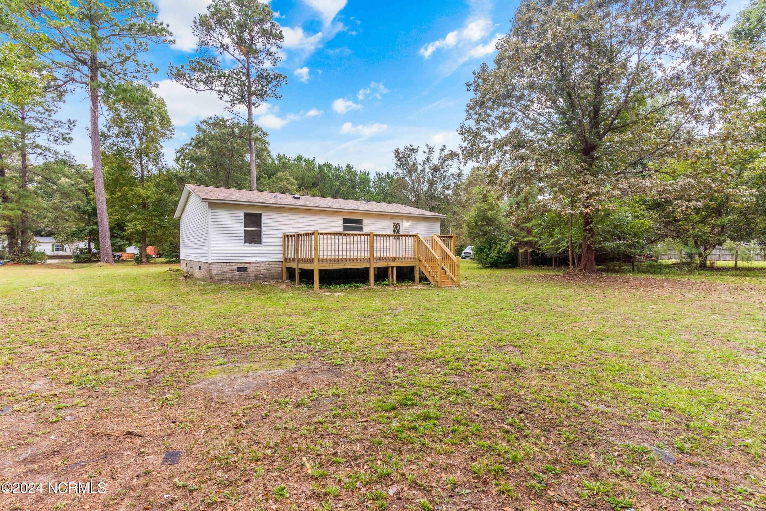 117 Deepwoods Ridge Rocky Point, NC 28457 - Photo 25 of 26 117deepwoodsridge_00024