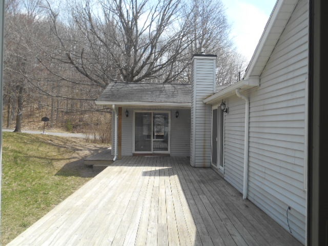 1746 West River Road Traverse City, MI 49696 - Photo 14 of 29 1798641-13.JPG