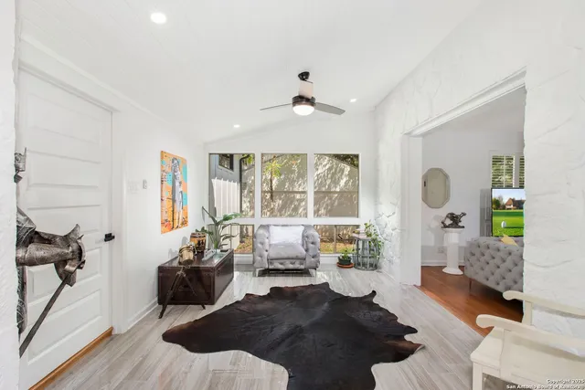 $5,700 | 423 College Boulevard, Alamo Heights, TX 78209