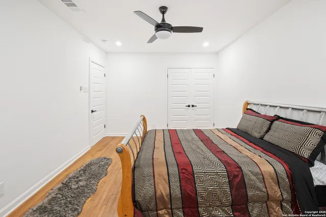 $5,700 | 423 College Boulevard, Alamo Heights, TX 78209