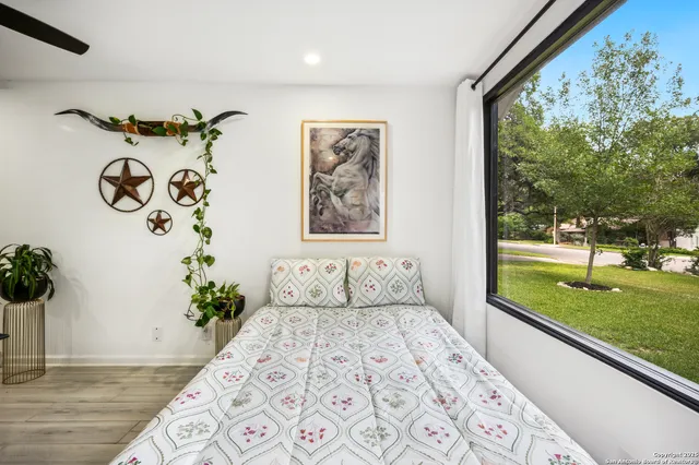 $5,700 | 423 College Boulevard, Alamo Heights, TX 78209