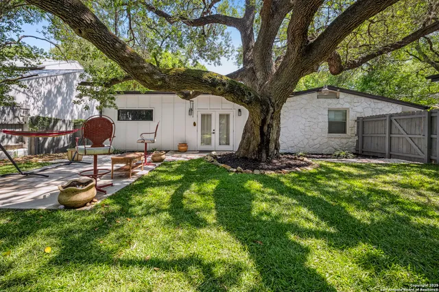 $5,700 | 423 College Boulevard, Alamo Heights, TX 78209