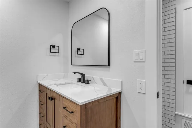 $329,500 | 110 Twin Circle, Wortham, TX 76693