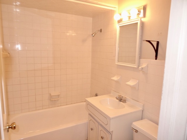5220 Miami Road South Bend, IN 46614 - Photo 6 of 27 Gallery Image 6
