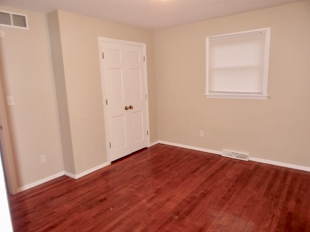 5220 Miami Road South Bend, IN 46614 - Photo 7 of 27 Gallery Image 7