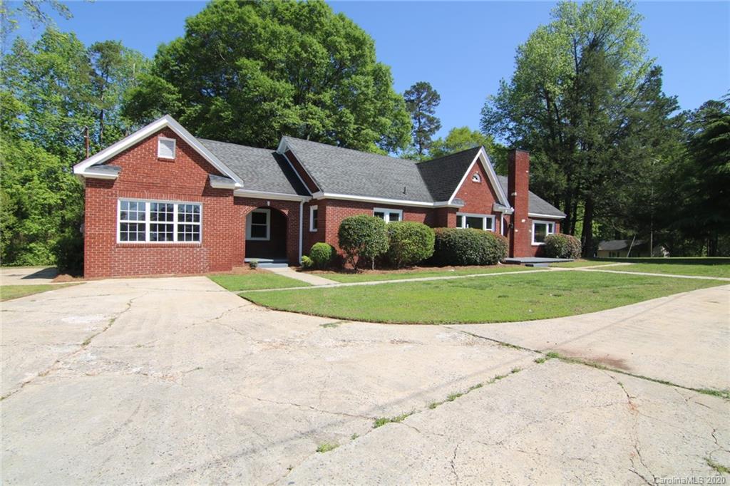 2204 North New Hope Road Gastonia, NC 28054 - Photo 1 of 29