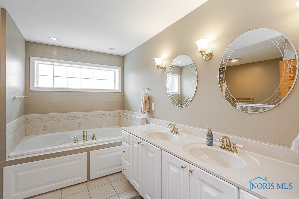 277 Blue Jacket Road Perrysburg, OH 43551 - Photo 24 of 40 Gallery Image 24