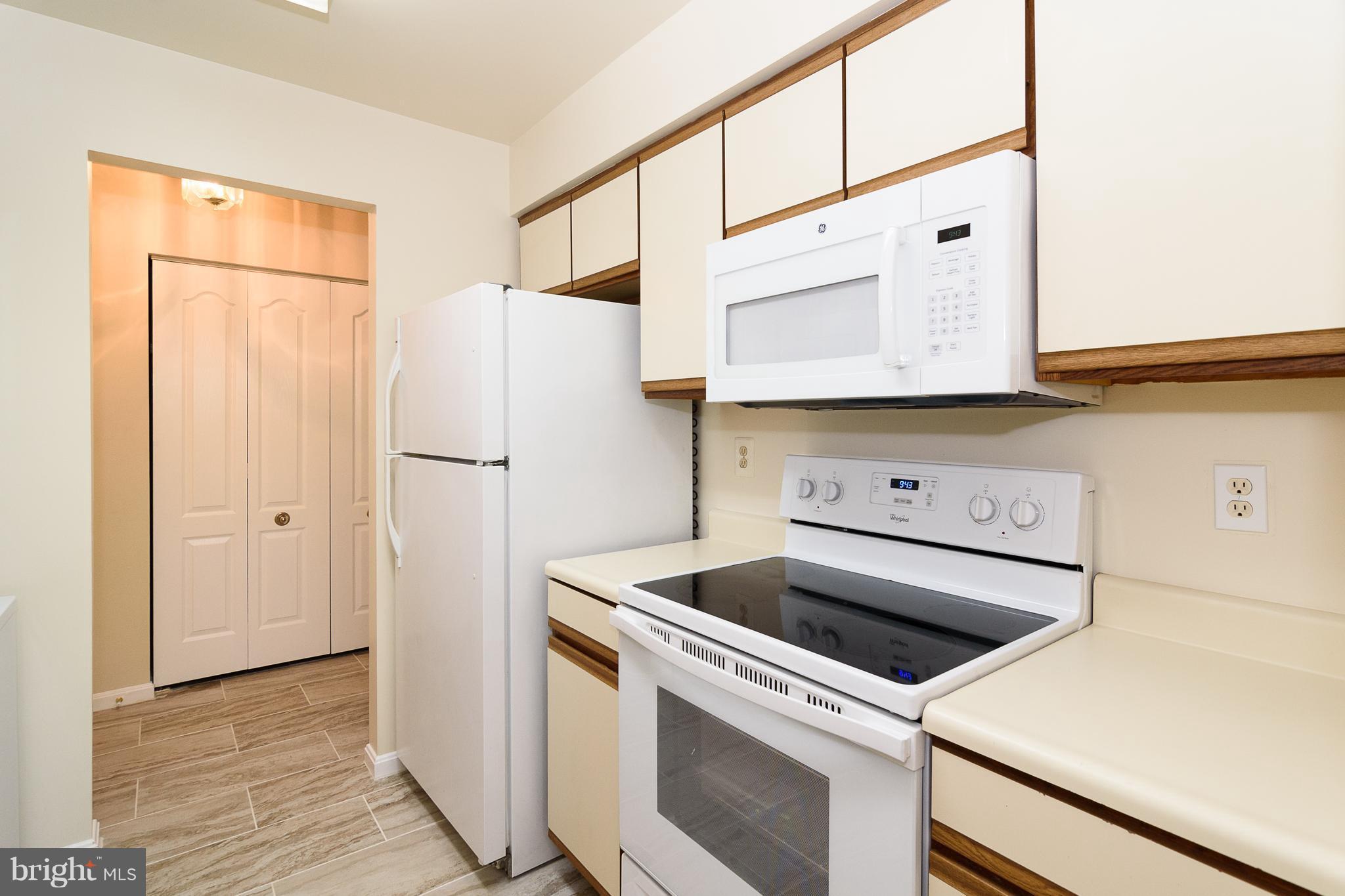 8559 Falls Run Road, Unit D Ellicott City, MD 21043 - Photo 4 of 25 New easy care flooring