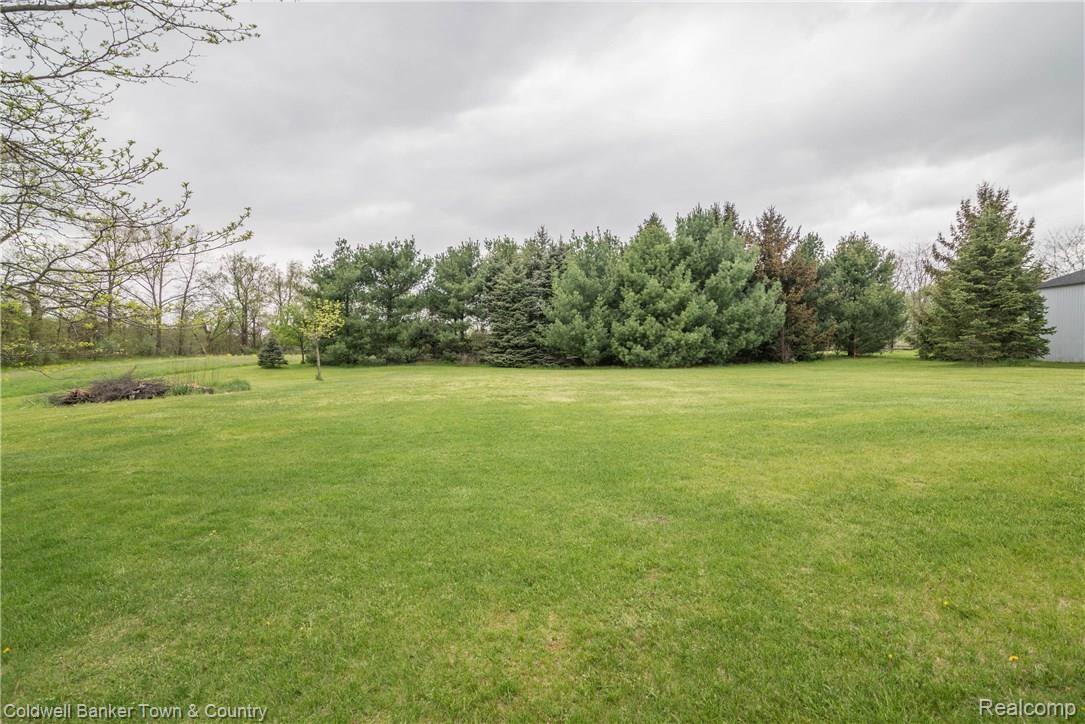 10095 White Road Linden, MI 48451 - Photo 45 of 64 AUG_6097.jpg