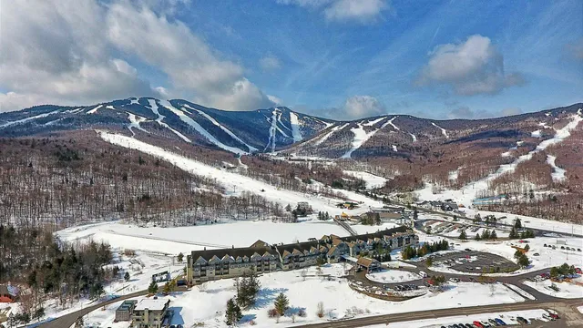 $69,000 | 228 East Mountain Road, Unit B GRAND HOTEL 357 IV (ARMENTROUT), Killington, VT 05751