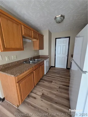 $1,800 | 513 Roundtree Drive, Fayetteville, NC 28303