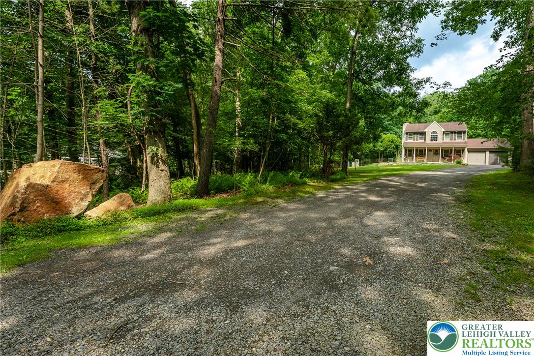 341 Stone Mountain Road Lehighton, PA 18235 - Photo 4 of 52