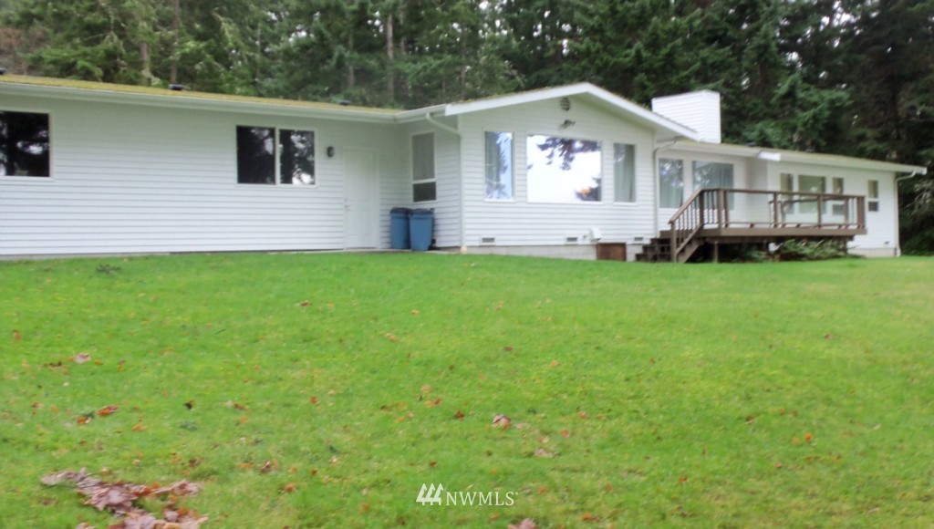 2822 Strawberry Point Road Oak Harbor, WA 98277 - Photo 1 of 15 Gallery Image 1