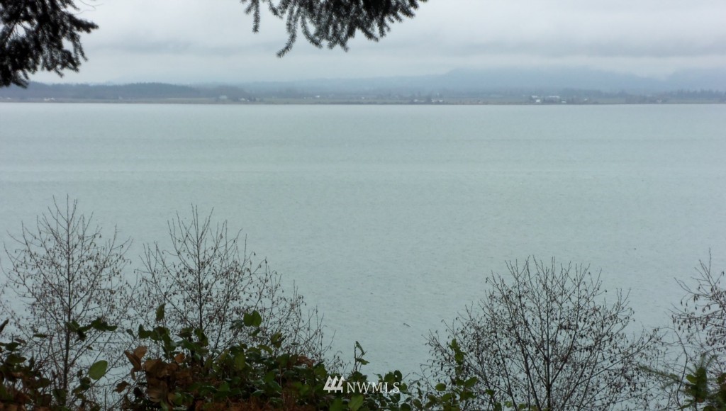 2822 Strawberry Point Road Oak Harbor, WA 98277 - Photo 13 of 15 Gallery Image 13