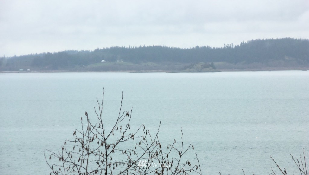 2822 Strawberry Point Road Oak Harbor, WA 98277 - Photo 14 of 15 Gallery Image 14