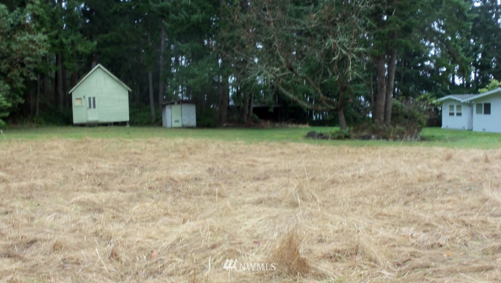 2822 Strawberry Point Road Oak Harbor, WA 98277 - Photo 6 of 15 Gallery Image 6