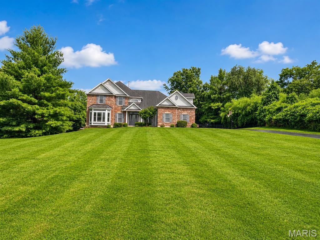 335 Summit Road Fenton, MO 63026 - Photo 2 of 3