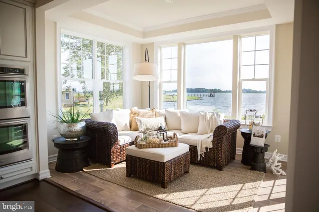 $965,256 | 668 Walnut Avenue, North Beach, MD 20714