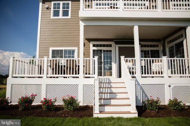 $965,256 | 668 Walnut Avenue, North Beach, MD 20714