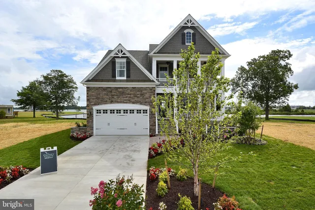 $965,256 | 668 Walnut Avenue, North Beach, MD 20714