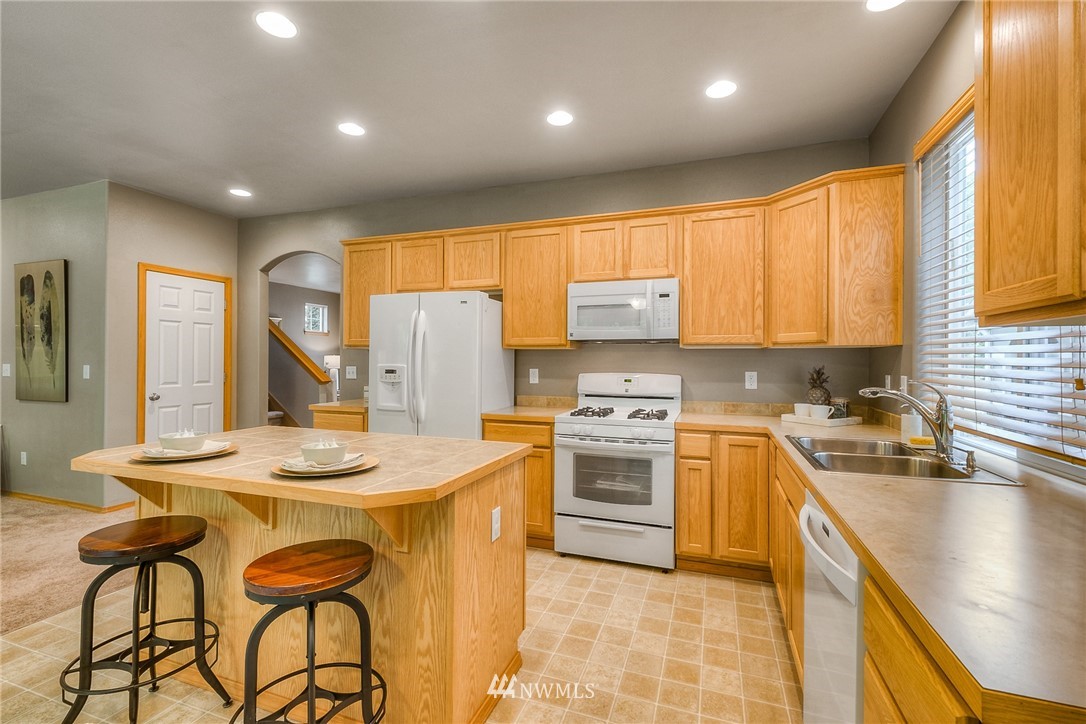 12117 Southeast 186th Street Renton, WA 98058 - Photo 14 of 23 Gallery Image 14
