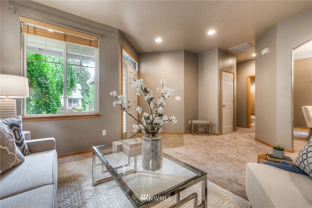 12117 Southeast 186th Street Renton, WA 98058 - Photo 6 of 23 Gallery Image 6