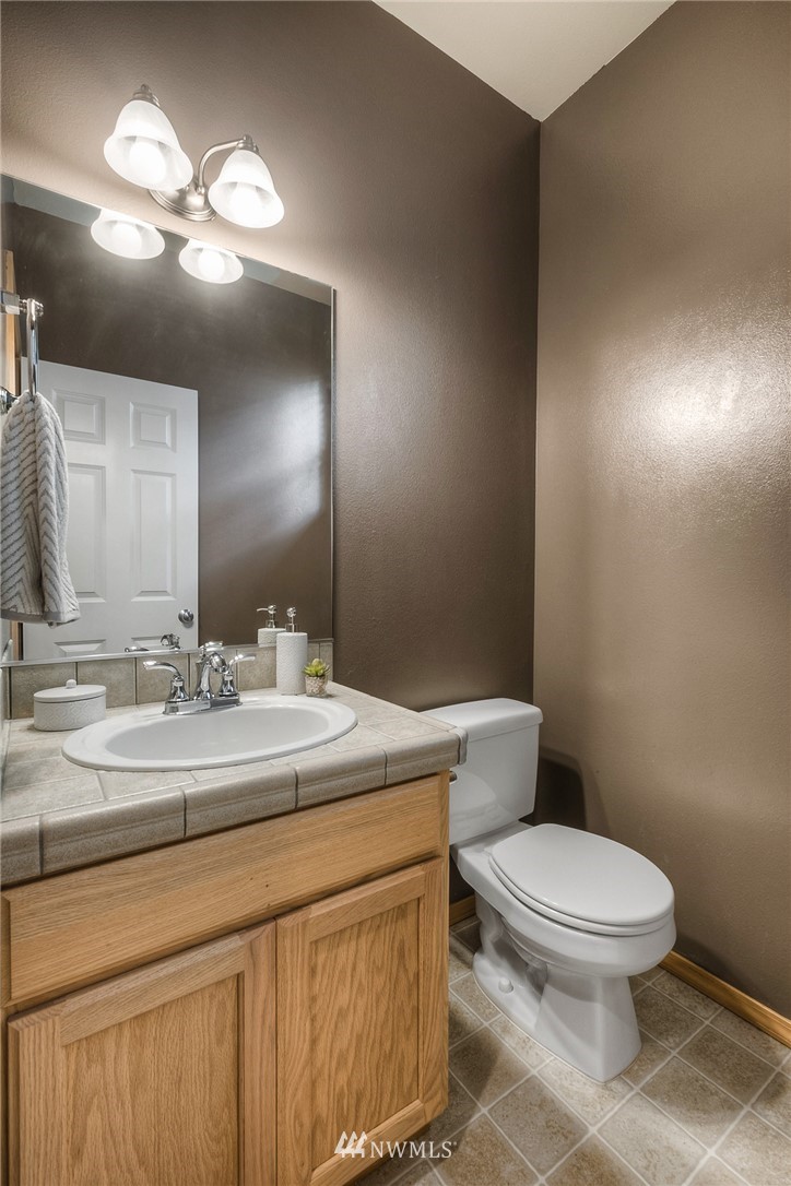 12117 Southeast 186th Street Renton, WA 98058 - Photo 9 of 23 Gallery Image 9