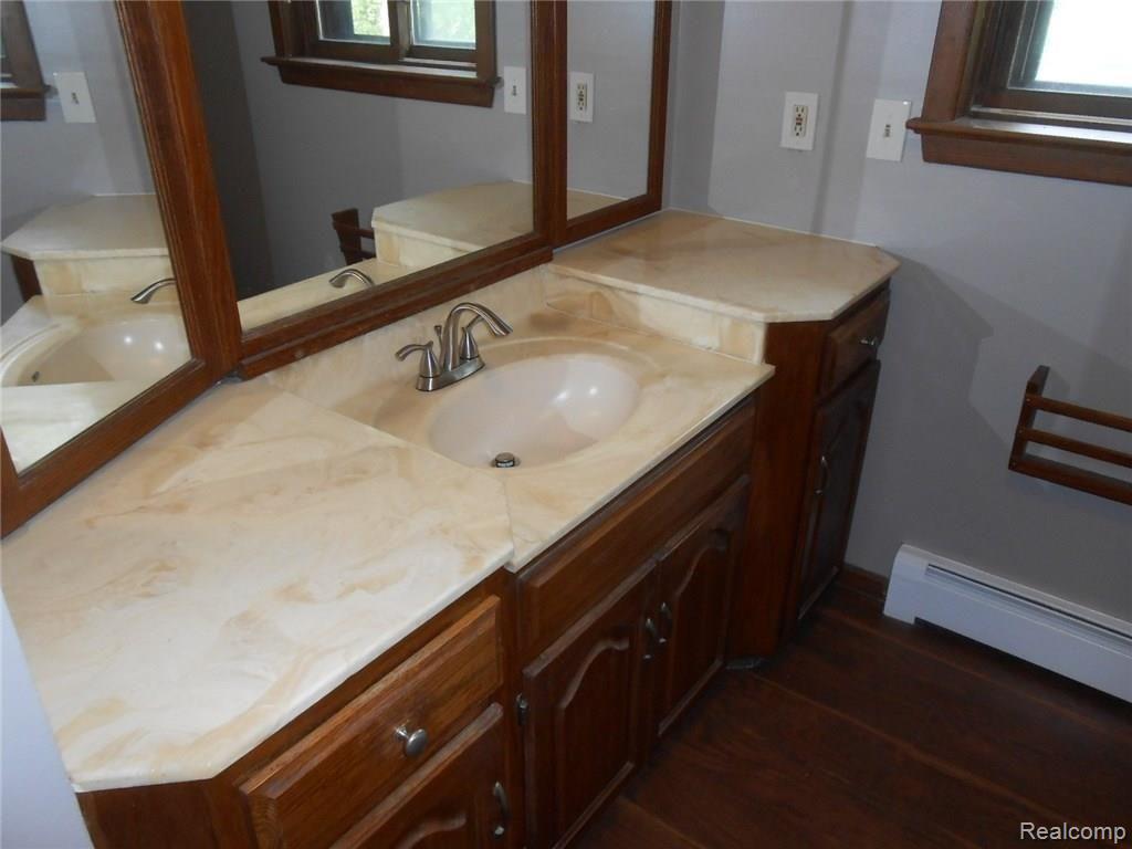 4067 Pinckney Road Howell, MI 48843 - Photo 10 of 26 dscn3576.jpg