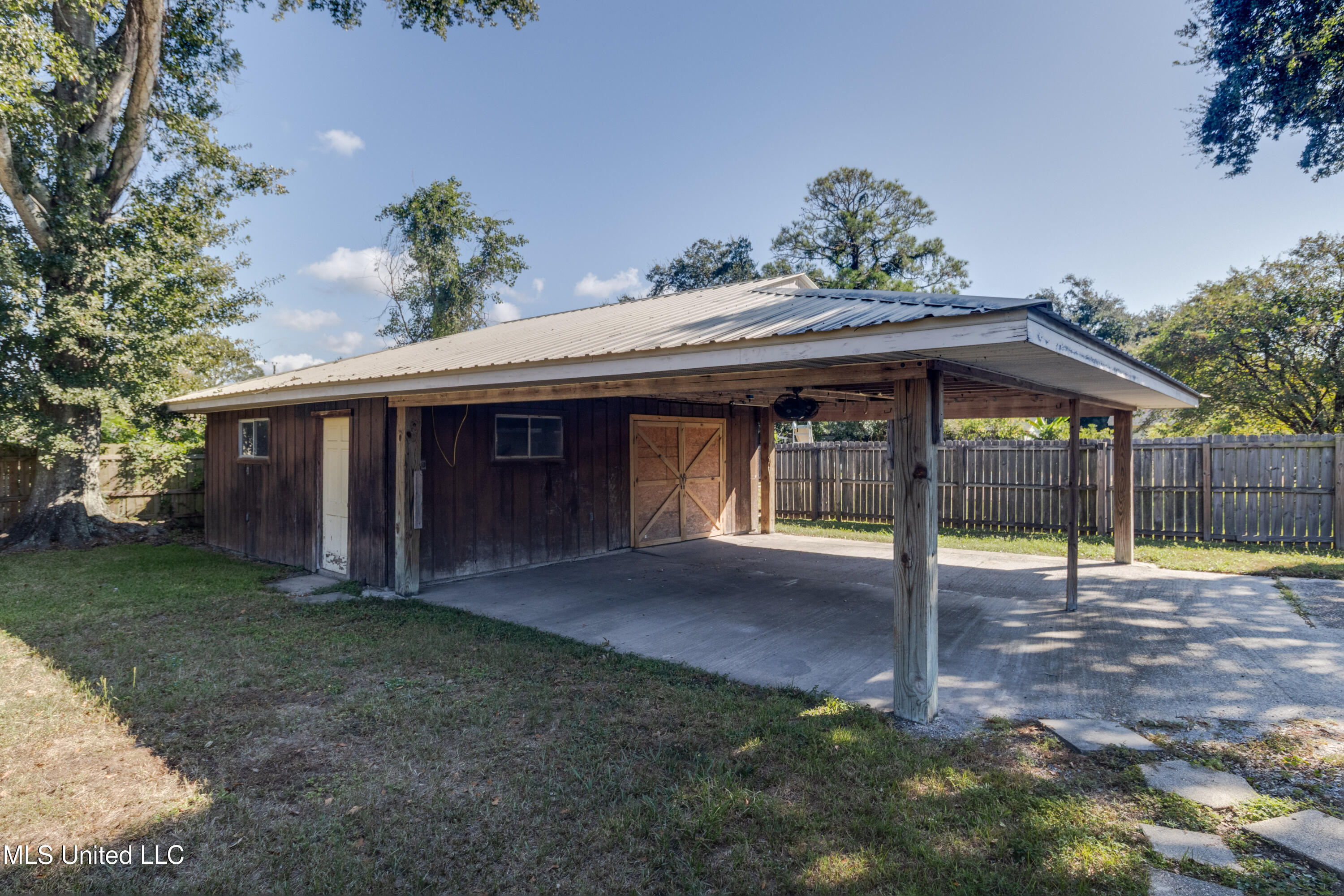 108 Vance Place Long Beach, MS 39560 - Photo 22 of 24 IMG_7145