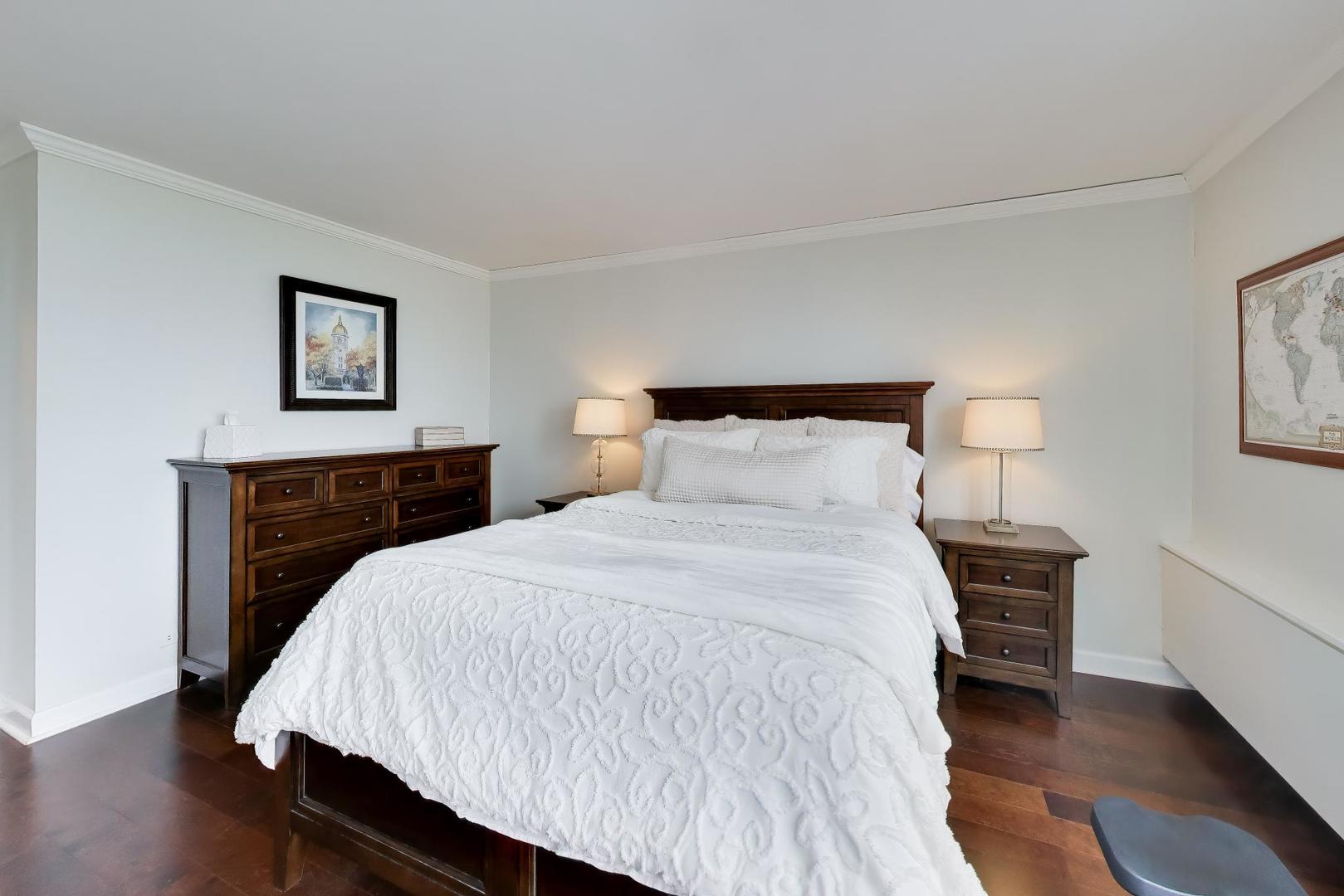 70 West Burton Place, Unit 2103F Chicago, IL 60610 - Photo 9 of 15