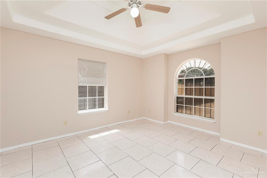 508 Patricia Street Mission, TX 78572 - Photo 8 of 24 Empty room