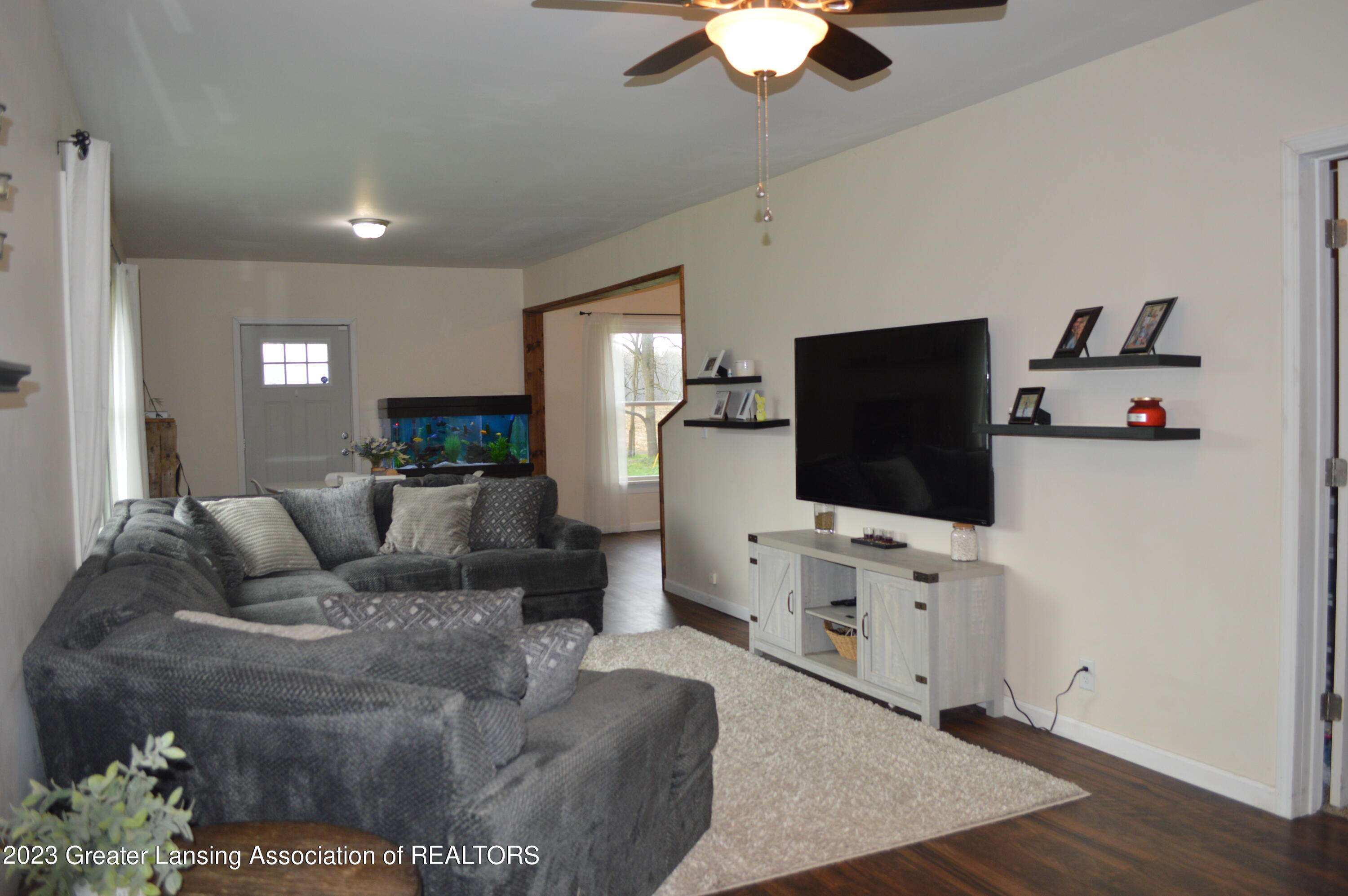 284 Green Street Springport, MI 49284 - Photo 8 of 45 DSC_0256